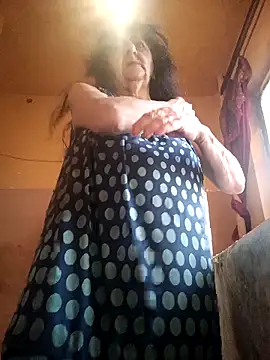 Lovely Lori online show from February 17, 5:15 am