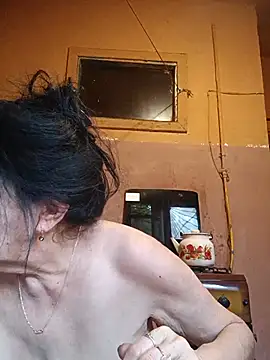 Snapshot of Lovely_Lori chatting on July 21, 3:53 am Lovely Lori online show from July 21, 3:53 am