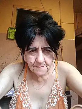 Snapshot of Lovely_Lori chatting on August 1, 4:23 am Lovely Lori online show from August 1, 4:23 am