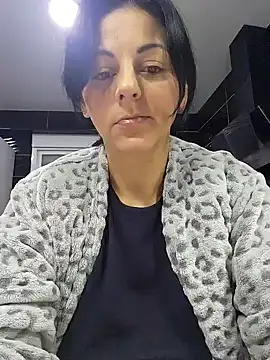 Snapshot of bruneta_sexy23 chatting on December 17, 4:12 am bruneta sexy23 online show from December 17, 4:12 am