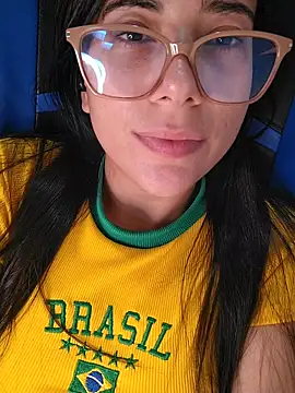 Snapshot of Rafaelayamazaki chatting on June 16, 12:19 pm Rafaelayamazaki online show from June 16, 12:19 pm