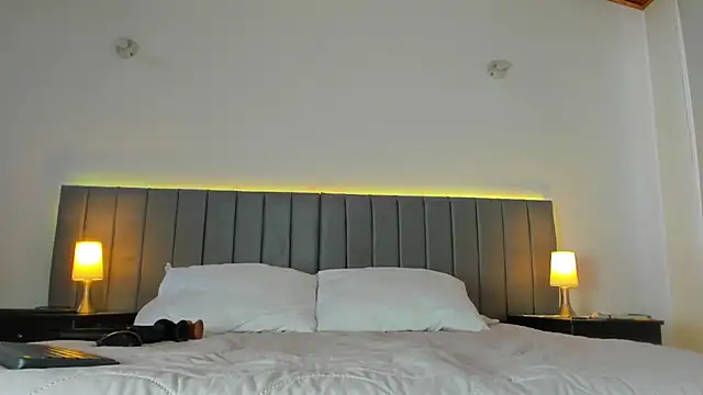 adriana71 online show from March 22, 9:10 pm