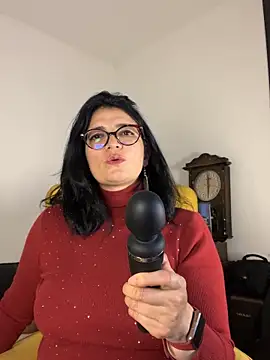 adriana71 online show from June 13, 3:59 am