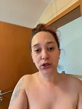 Snapshot of Tamy-Love chatting on May 8, 10:09 am Tamy-Love online show from May 8, 10:09 am