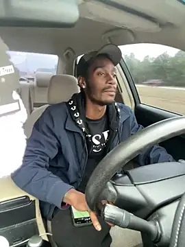 Snapshot of ITSONLYKENNY chatting on February 10, 1:44 pm ITSONLYKENNY online show from February 10, 1:44 pm