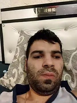 Snapshot of J0nyhson chatting on January 28, 7:22 am J0nyhson online show from January 28, 7:22 am