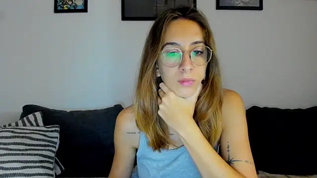 DesireMore90 online show from November 10, 6:18 pm