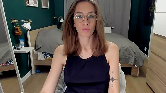 DesireMore90 online show from April 26, 8:28 pm