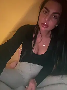 Snapshot of CabrioCabrio chatting on March 5, 7:43 pm CabrioCabrio online show from March 5, 7:43 pm