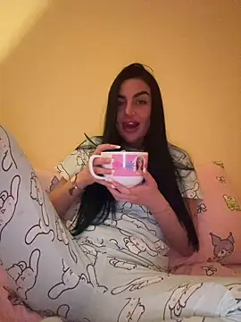 Snapshot of CabrioCabrio chatting on March 7, 10:29 pm CabrioCabrio online show from March 7, 10:29 pm