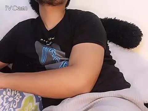 Snapshot of felix_dion chatting on February 20, 3:52 pm felix dion online show from February 20, 3:52 pm