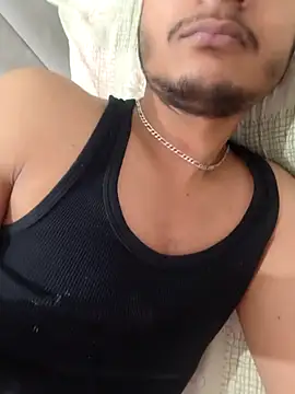 Snapshot of felix_dion chatting on February 23, 9:01 pm felix dion online show from February 23, 9:01 pm