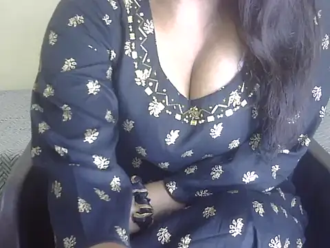 Lusty Wife1 online show from September 10, 6:52 pm