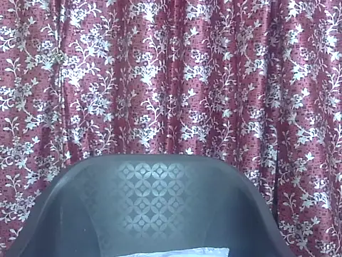 Lusty Wife1 online show from May 2, 7:08 pm