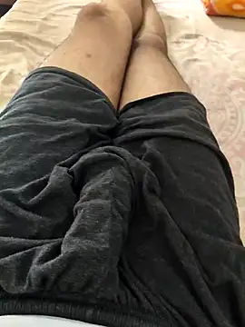 Horny boy321 online show from September 29, 6:40 am