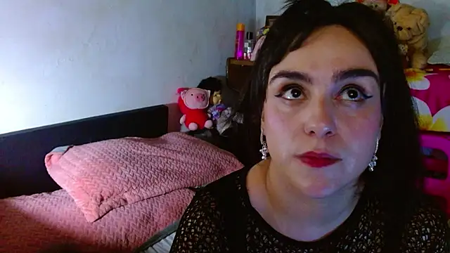 Snapshot of collette_beaufoy_ chatting on May 6, 4:52 am collette beaufoy online show from May 6, 4:52 am