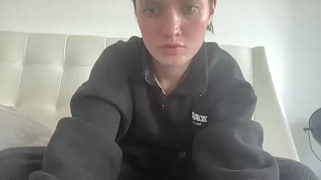 mariemelissah online show from December 20, 10:11 am