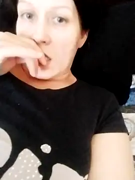 Snapshot of Mira_bel chatting on March 10, 11:04 am Mira bel online show from March 10, 11:04 am