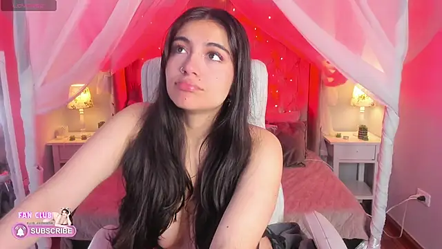 Snapshot of Ellie_Jhonson__ chatting on February 18, 1:55 pm Ellie Jhonson online show from February 18, 1:55 pm