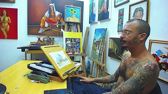 Snapshot of color_beat17 chatting on May 18, 12:33 pm color beat17 online show from May 18, 12:33 pm