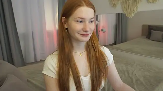 FiaMoor online show from December 1, 11:59 am