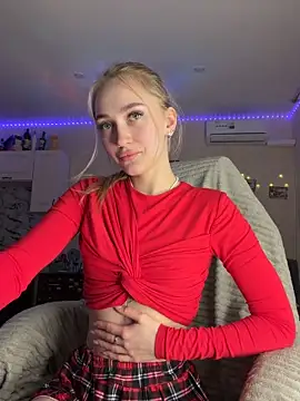 Good  Girl  online show from February 13, 3:41 pm