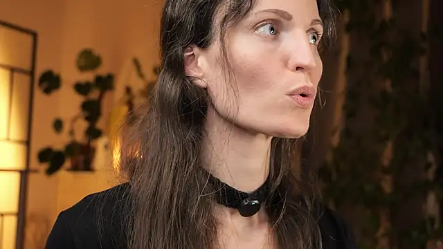 Snapshot of yulladao chatting on November 14, 5:55 pm yulladao online show from November 14, 5:55 pm