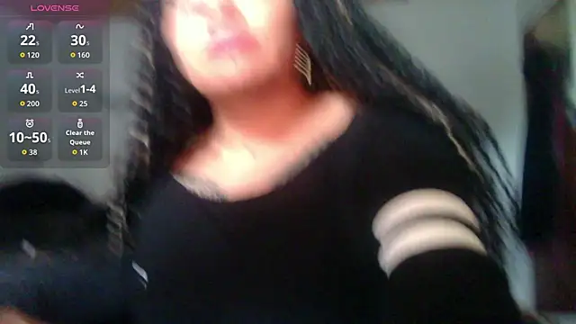 Snapshot of luna_sofia69 chatting on November 10, 12:37 pm luna sofia69 online show from November 10, 12:37 pm