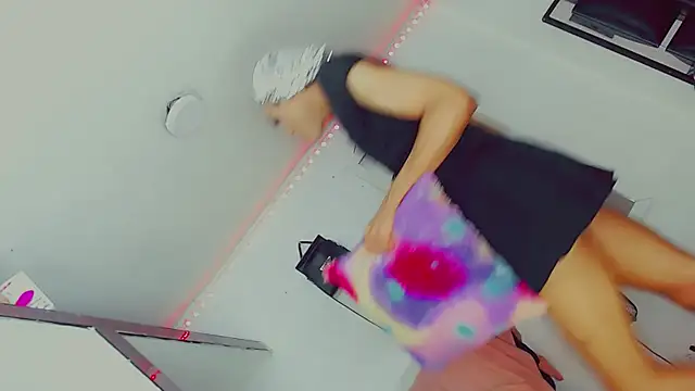 Snapshot of candy_kendall chatting on February 26, 7:20 am candy kendall online show from February 26, 7:20 am