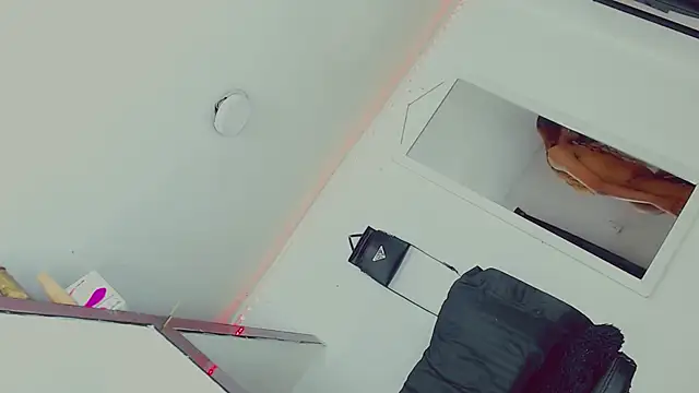 Snapshot of candy_kendall chatting on March 3, 8:49 am candy kendall online show from March 3, 8:49 am