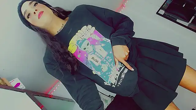 Snapshot of candy_kendall chatting on March 14, 8:21 am candy kendall online show from March 14, 8:21 am