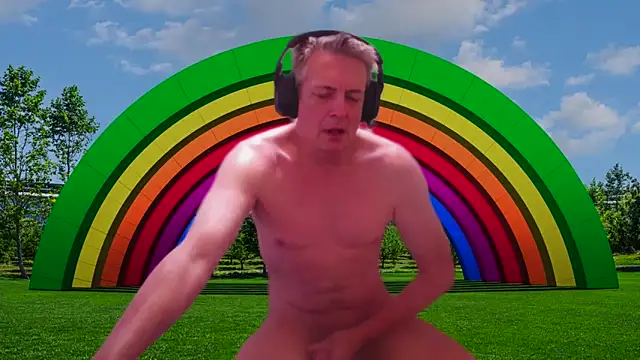 JulioMaximus online show from April 24, 6:10 pm