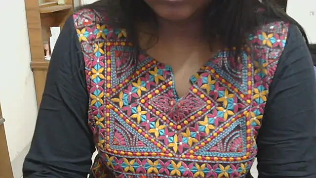 esita 1212 online show from March 13, 1:34 am