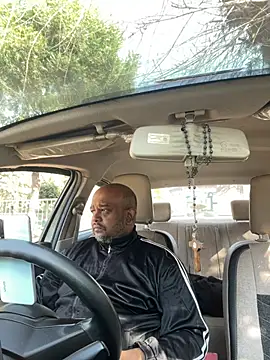 Dick 6inches online show from March 1, 4:14 am