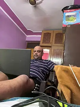 Dick 6inches online show from April 30, 8:31 am