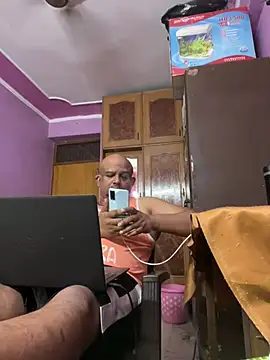 Dick 6inches online show from May 4, 8:54 am
