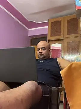 Dick 6inches online show from June 8, 3:40 am