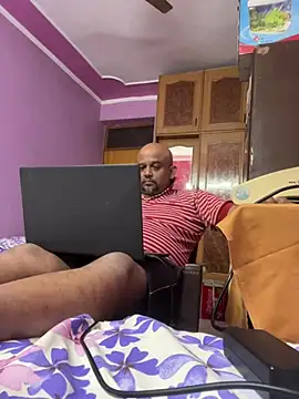 Dick 6inches online show from June 15, 9:00 am