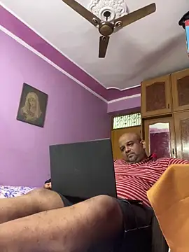 Dick 6inches online show from June 19, 1:15 pm