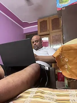 Dick 6inches online show from July 4, 4:51 am