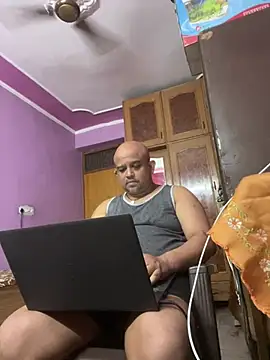 Dick 6inches online show from July 14, 10:21 am