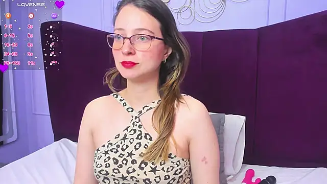 AmbeerWood  online show from March 21, 11:44 am