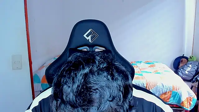 Tommy Bred online show from February 8, 6:11 pm