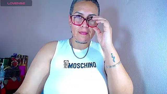 Yessi rousse online show from December 26, 4:14 pm