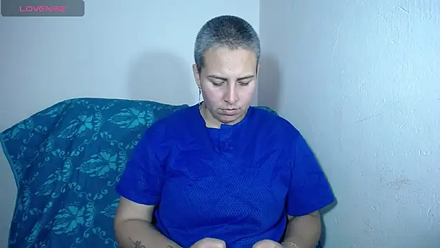 Yessi rousse online show from January 17, 9:50 pm