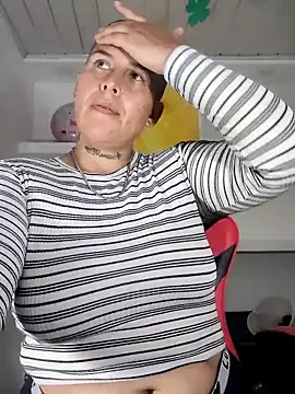 Yessi rousse online show from March 20, 1:59 pm