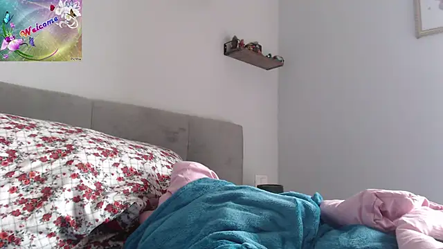 martachatte online show from October 23, 8:46 am