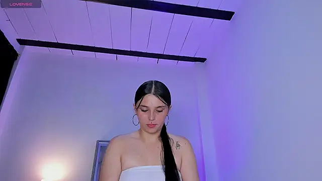 ice grace online show from May 1, 9:03 am