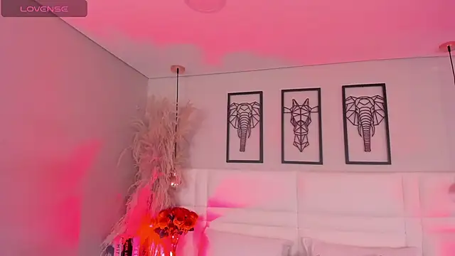 Rebeca jones online show from November 14, 12:26 pm