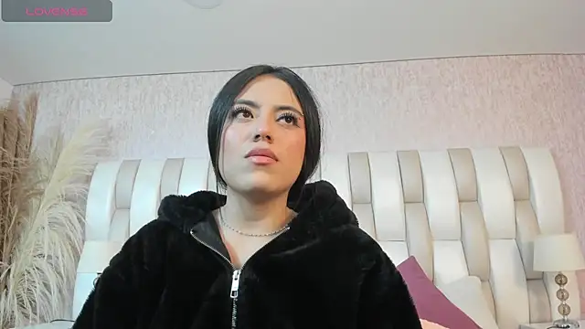 Rebeca jones online show from January 15, 12:10 pm